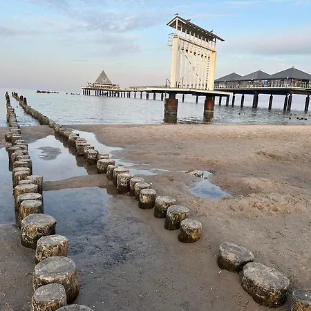 Am Mühlenkamp * Heringsdorf (Usedom)